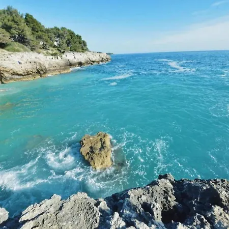 In With Sea View Terrace Apartamento Pula