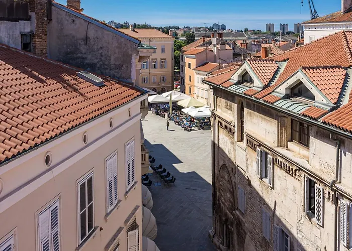 Apartmán In With Sea View Terrace Pula